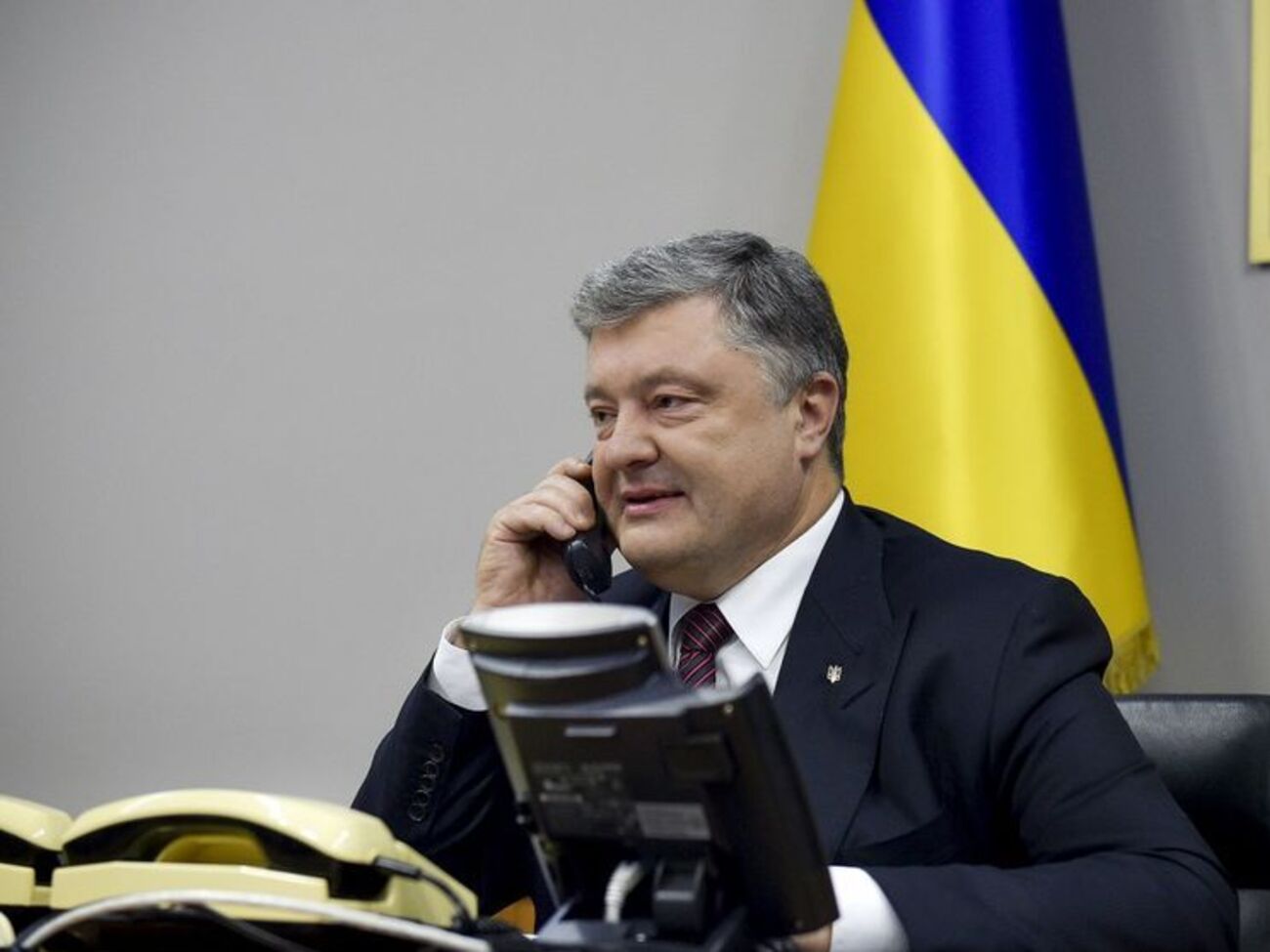 Порошенко ожидает встречи с лидерами крымских татар в Киеве