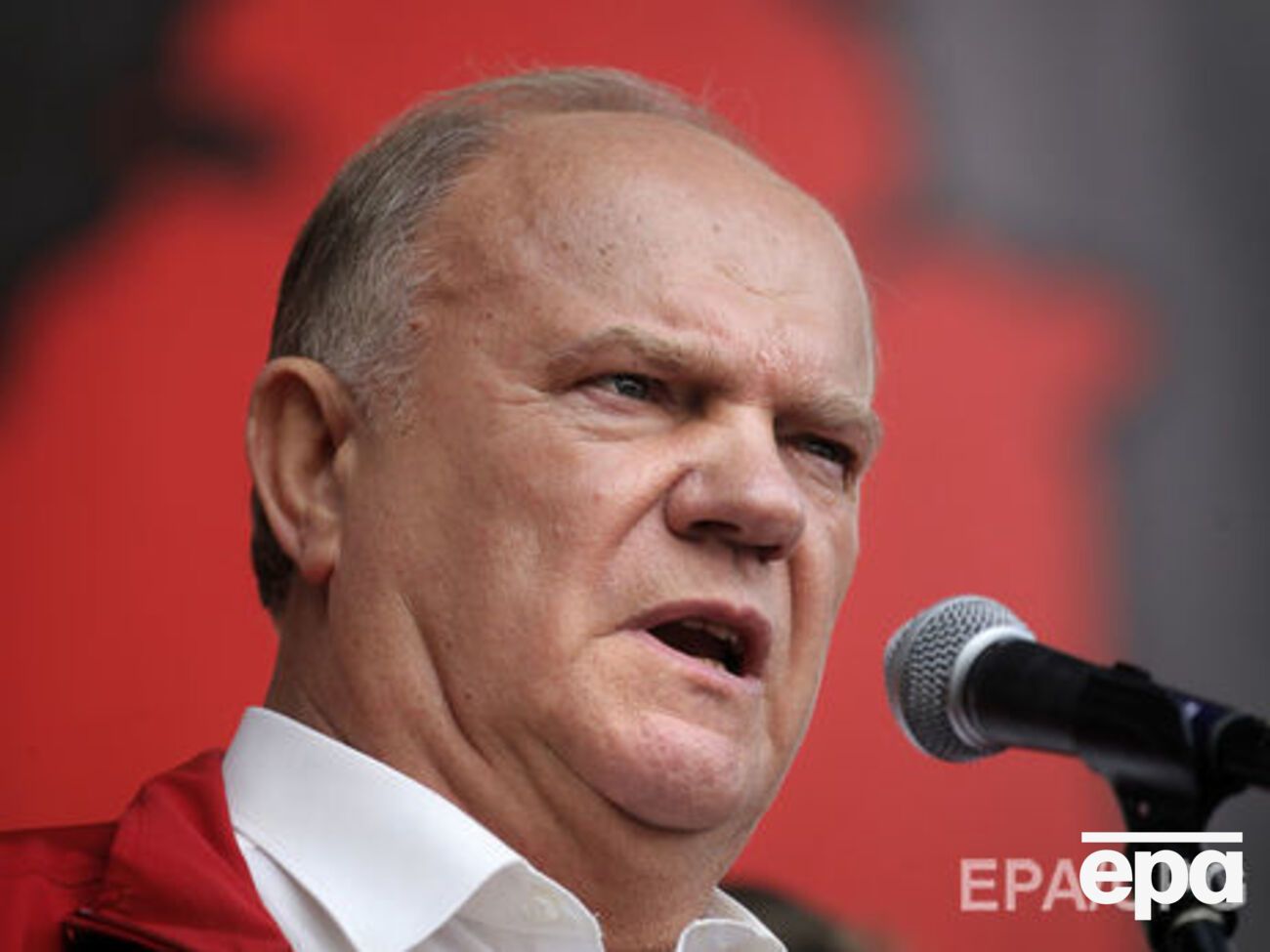 Зюганов побоюється, що вибори можуть перетворити "на посміховисько й трагікомедію"