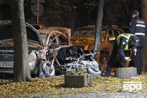 По информации следствия, вчера в Киеве взорвался мопед, в который заложили взрывное устройство