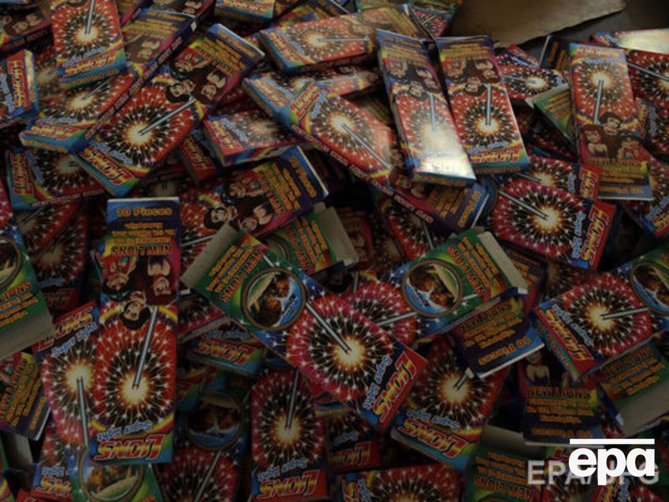 Взрыв произошел на фабрике фейерверков