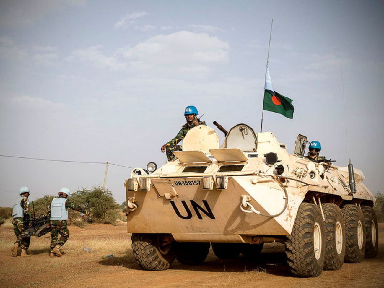 Трое миротворцев погибли в результате взрыва