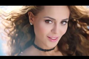 Калашникова: Надеюсь, хотя бы на несколько минут получится вернуть вас в лето