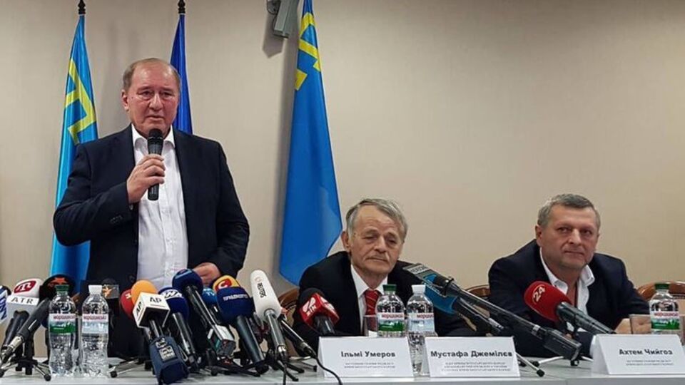 Чийгоз і Умеров прилетіли до України