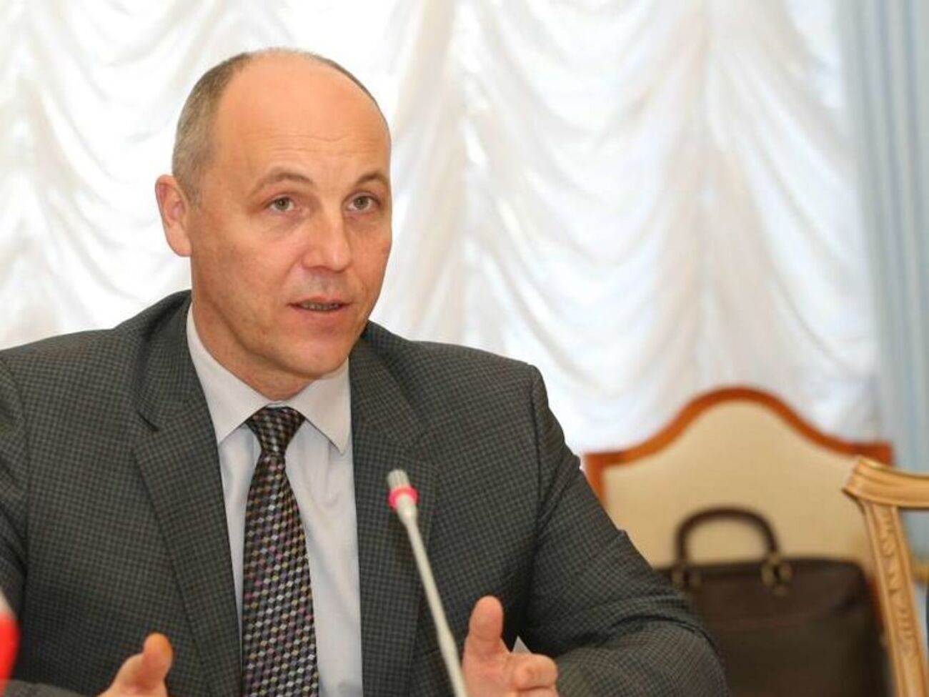 Парубій заявив, що російський президент "не планує змінювати свої позиції"