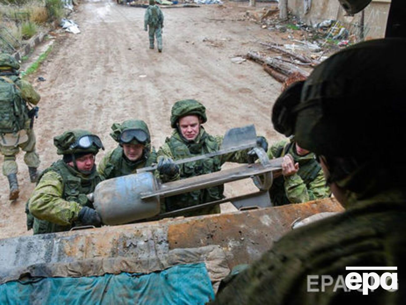 Reuters уважає, що Москва заперечує присутність російських найманців у Сирії і приховує значні втрати