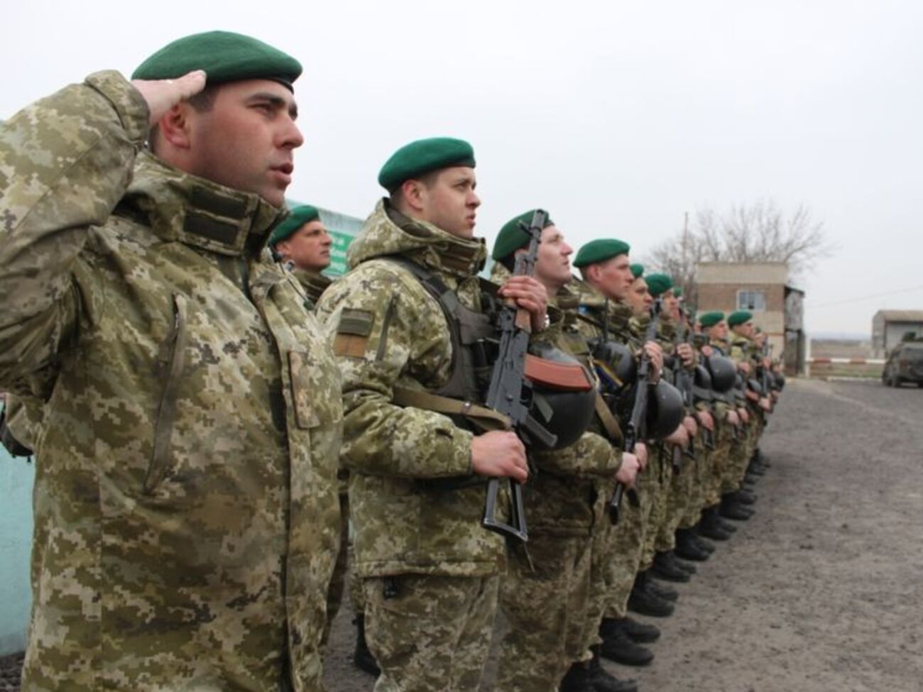 За даними ЗМІ, українських прикордонників хочуть узяти в полон