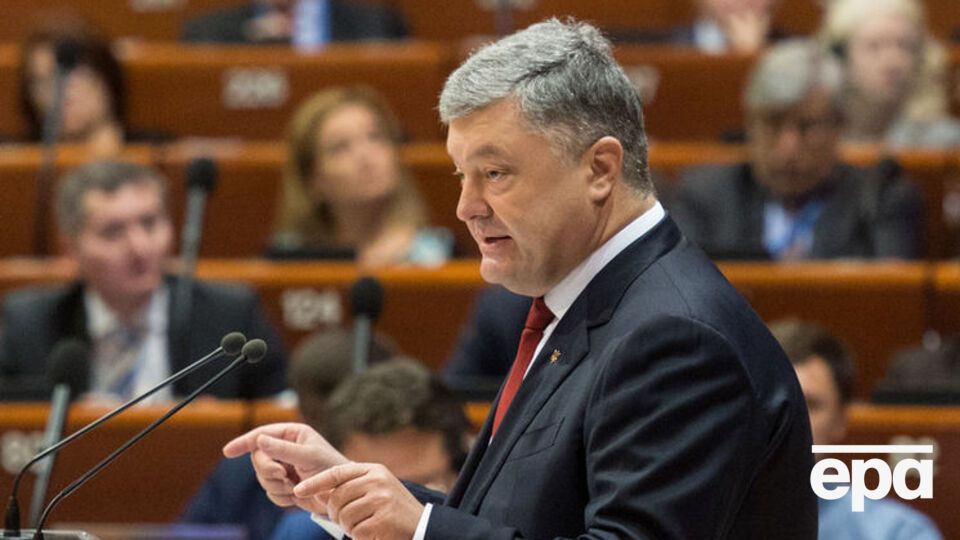 Порошенко зустрівся з Волкером