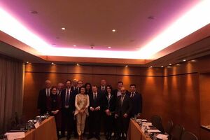 Українські нардепи провели зустріч зі спецпредставником США з питань України Куртом Волкером