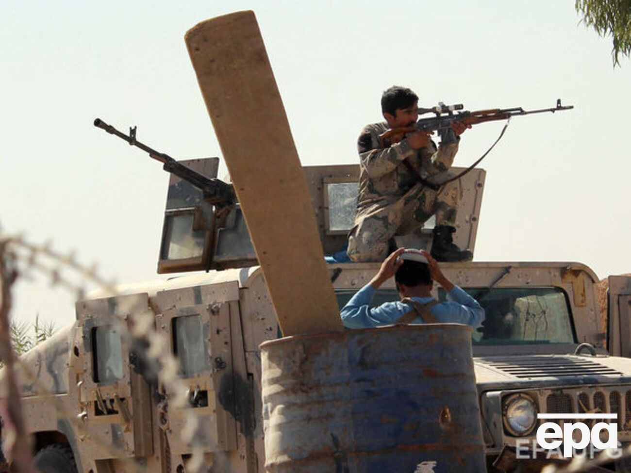 В результате атаки в Афганистане ранены двое полицейских