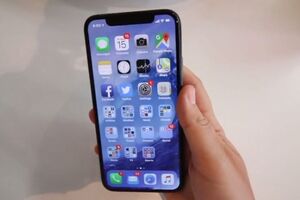 Дочка співробітника Apple порушила заборону на показ пристроїв до їх виходу