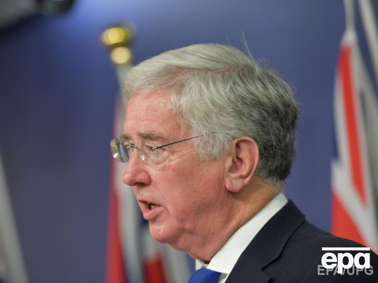 Министр обороны Великобритании Майкл Фэллон решил удостовериться, что военные моряки не употребляют наркотиков