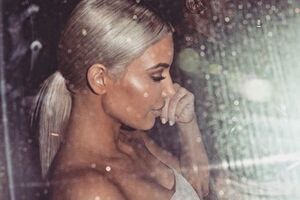 Кардашян стала героиней журнала Vogue Mexico