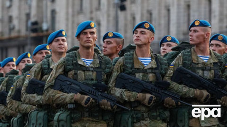 Осенний призыв ожидает 10 460 человек