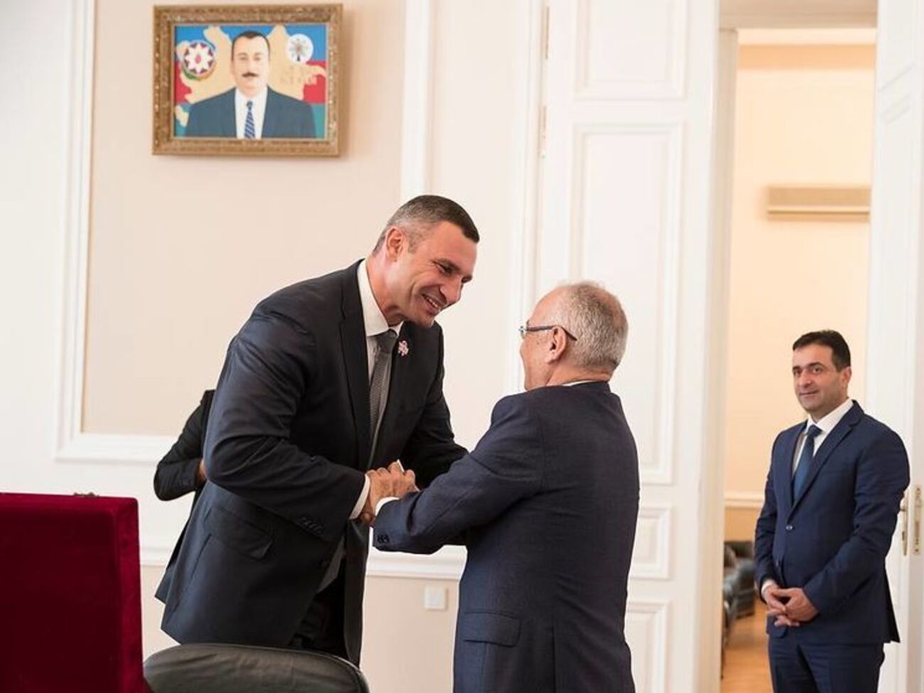 Кличко в Азербайджане провел ряд встреч с чиновниками и бизнесменами