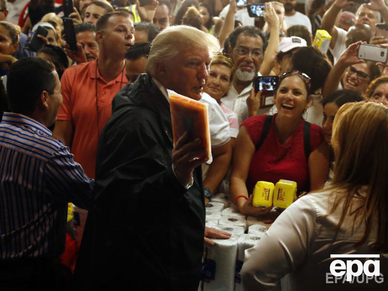Трамп побував у Пуерто-Рико