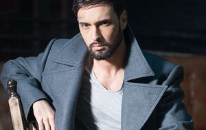 Козловский: Утро холодное, а мне жарко! Даже все серое кажется ярким. В каждом движении чувствую силу.
Все очень просто – ты мне позвонила!