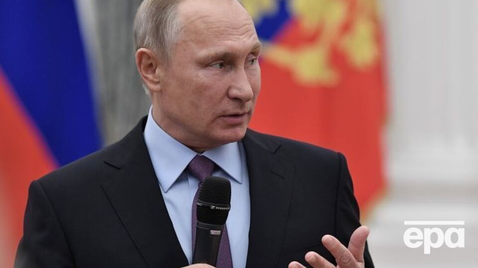 Путин назвал дело Серебренникова "малоприятным разбирательством"