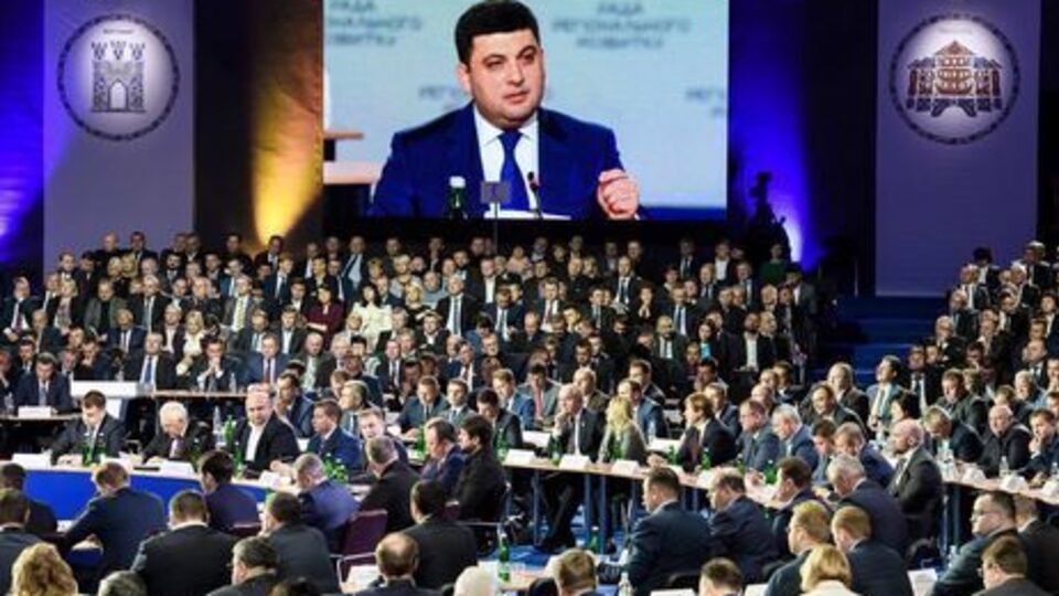 Кузьменко: Ці панські інтонації, ці хамські наїзди на заздалегідь відібрану жертву ніби повертають нас у часи зашкарублого совка