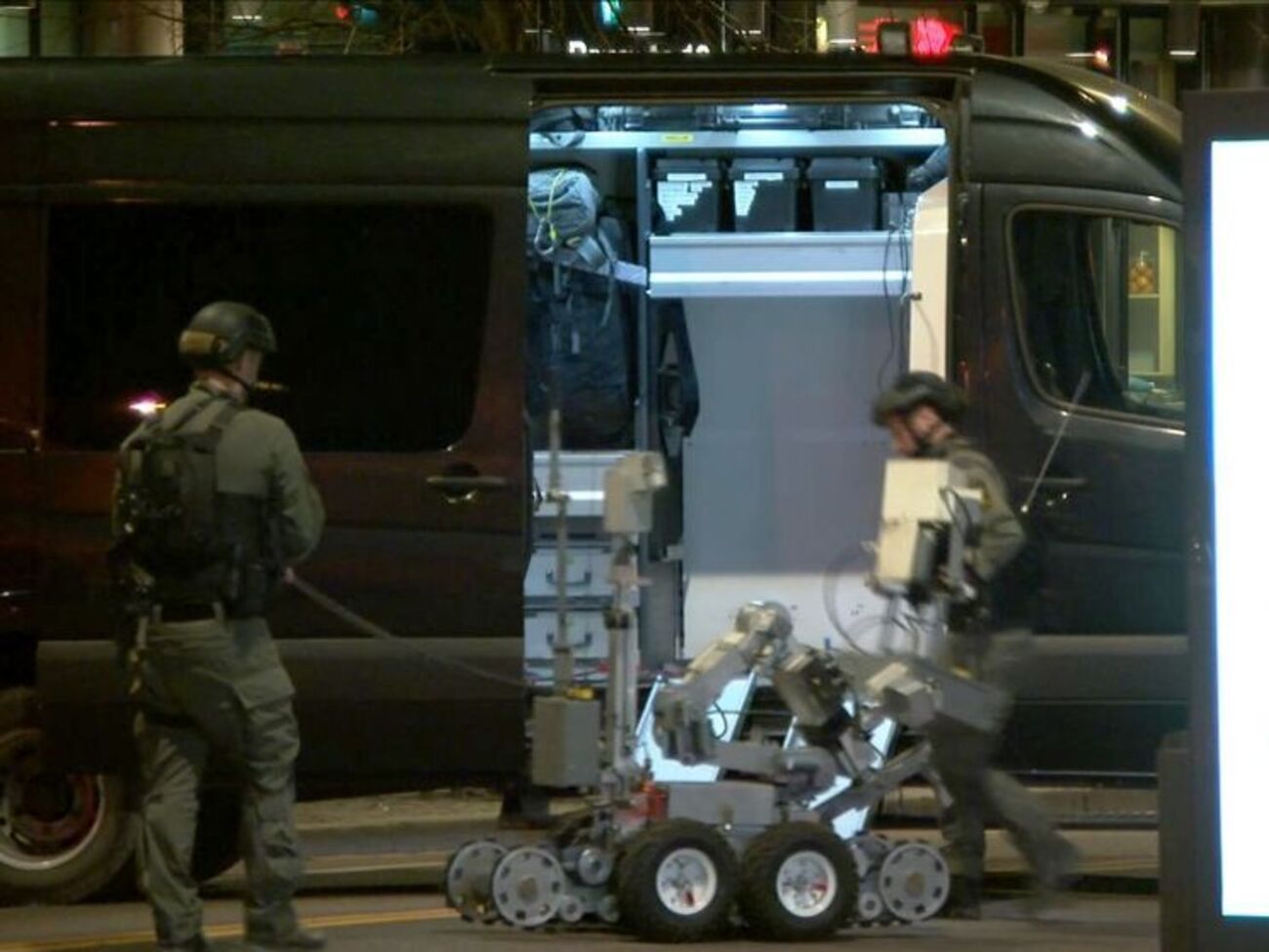 Поліцейські затримали хлопця із саморобною бомбою біля станції метро в Осло