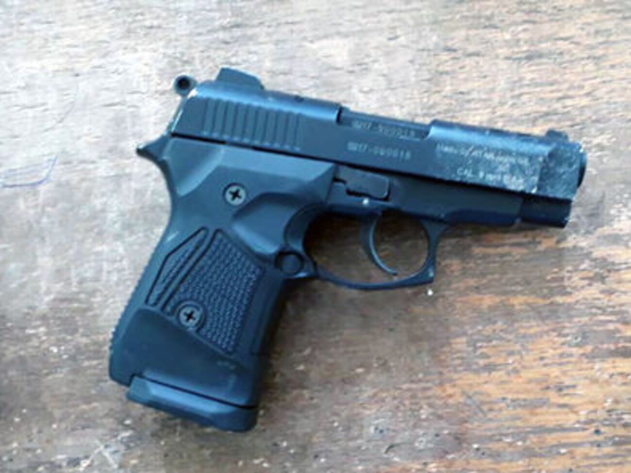 У чоловіка вилучили пістолет Stalker