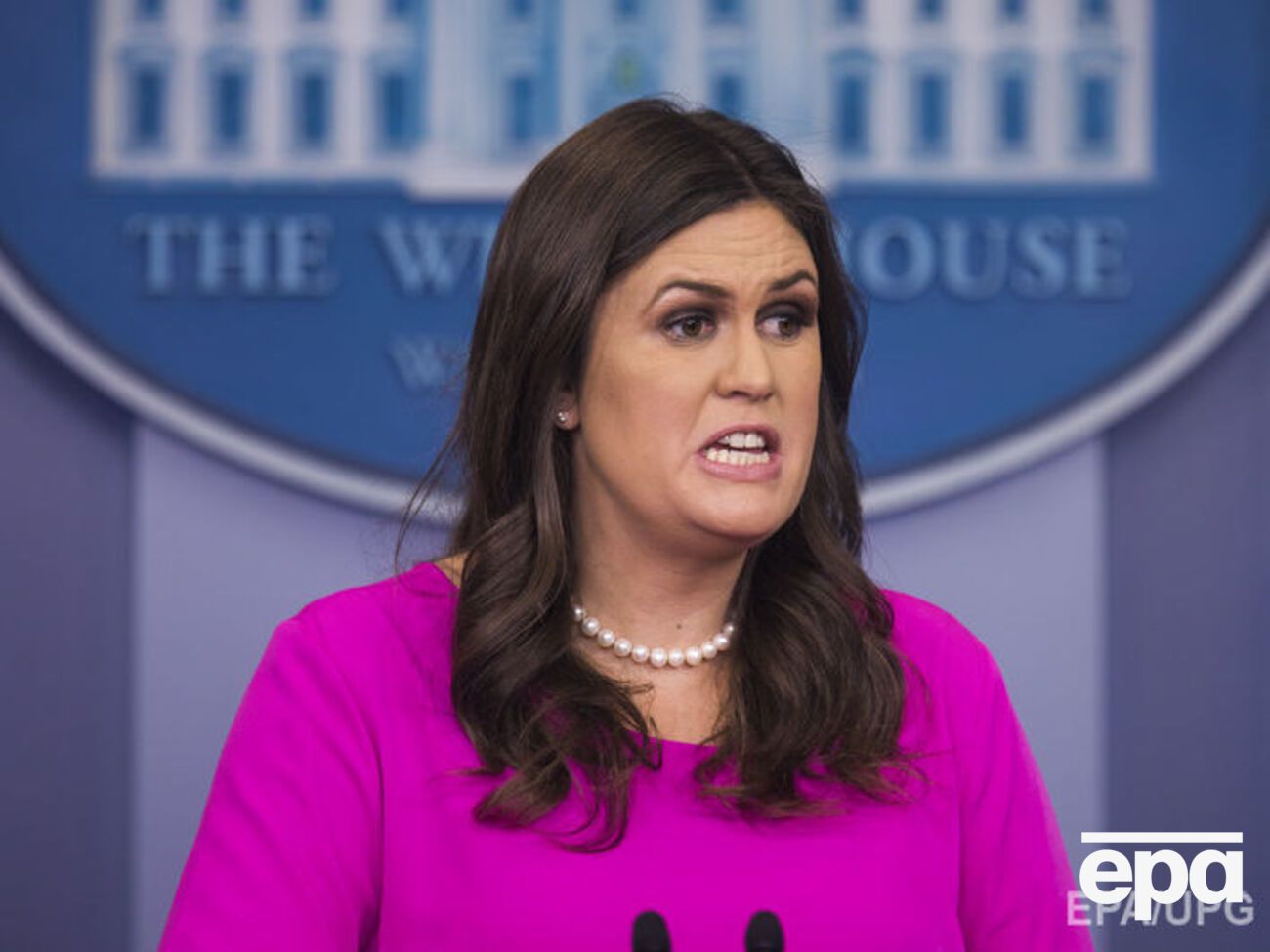 Сандерс заявила, что в сговоре с Россией была команда Клинтон