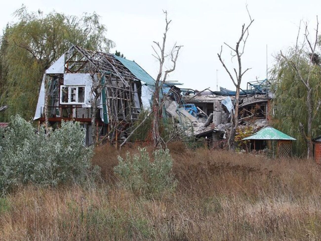 Бойовики обстрілюють населені пункти з різних видів озброєння