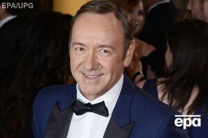 Напередодні Спейсі попросив вибачення у свого колеги Реппа за домагання