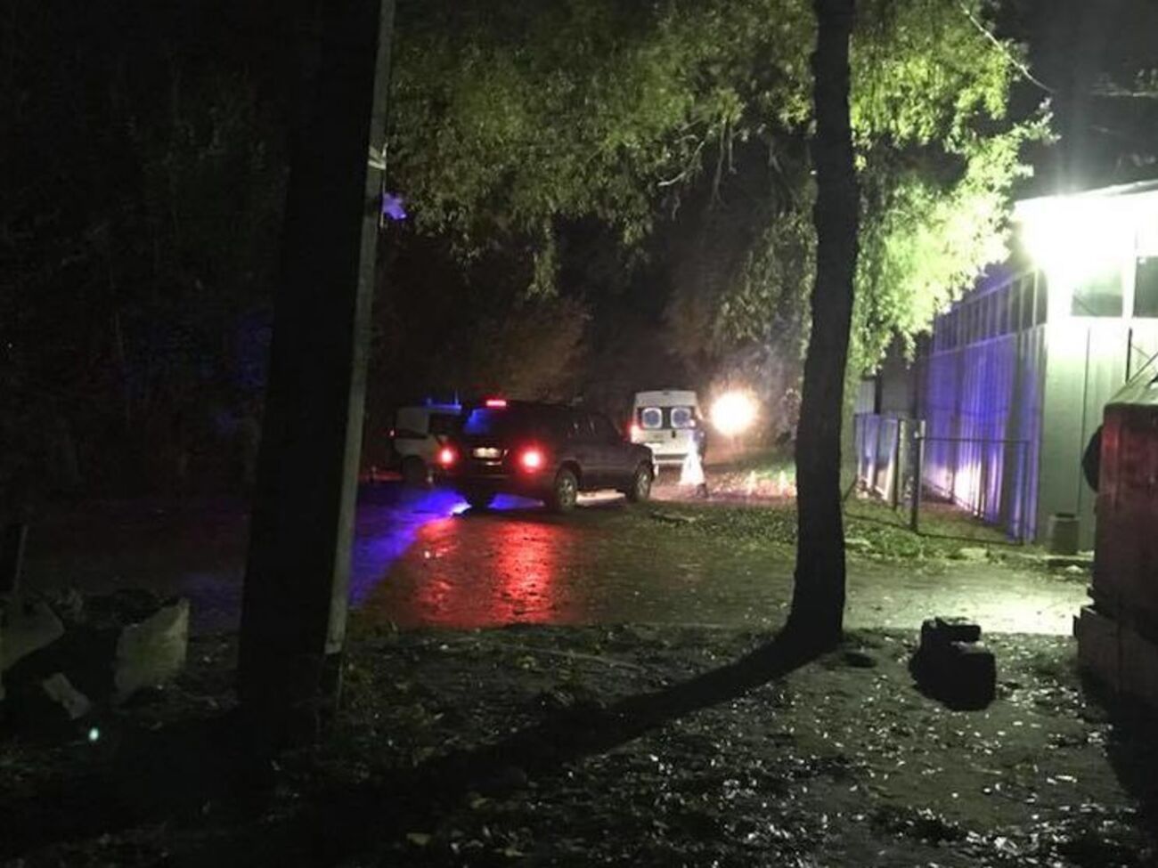 По машині Окуєвої та Осмаєва випустили кілька куль