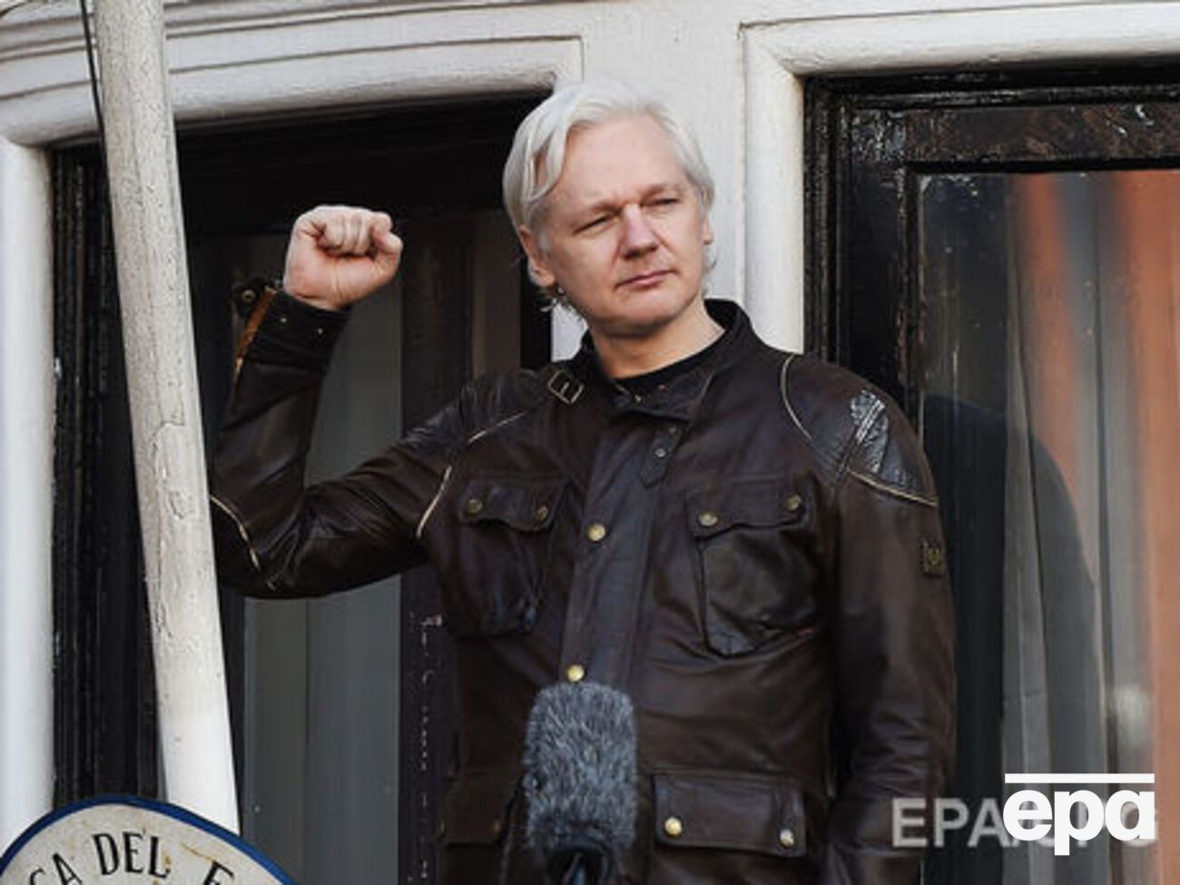Ассанж с 2012 года живет на территории посольства Эквадора в Лондоне