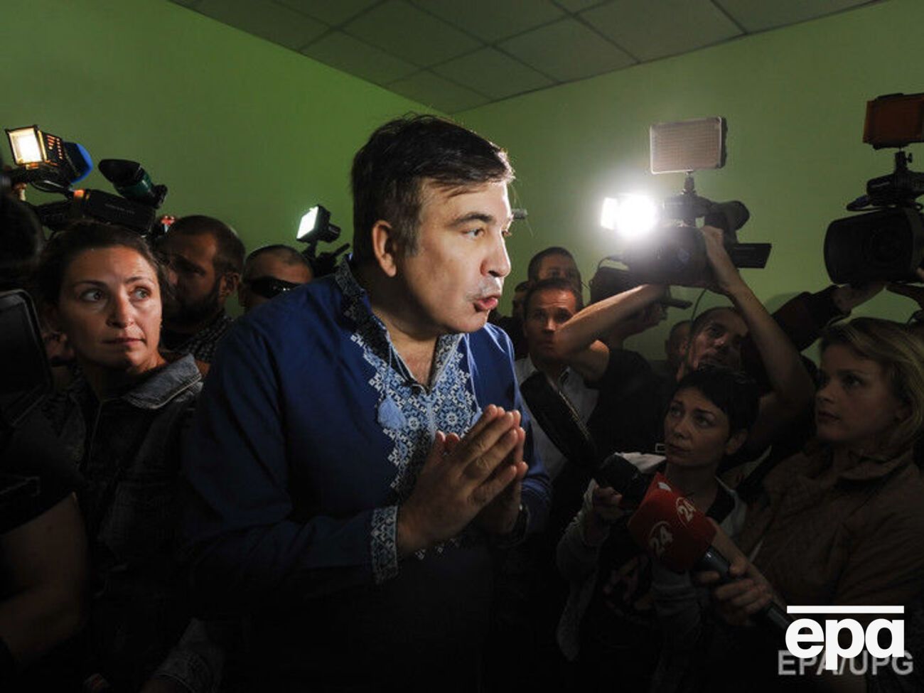 Саакашвілі подав позов проти дій міграційної служби