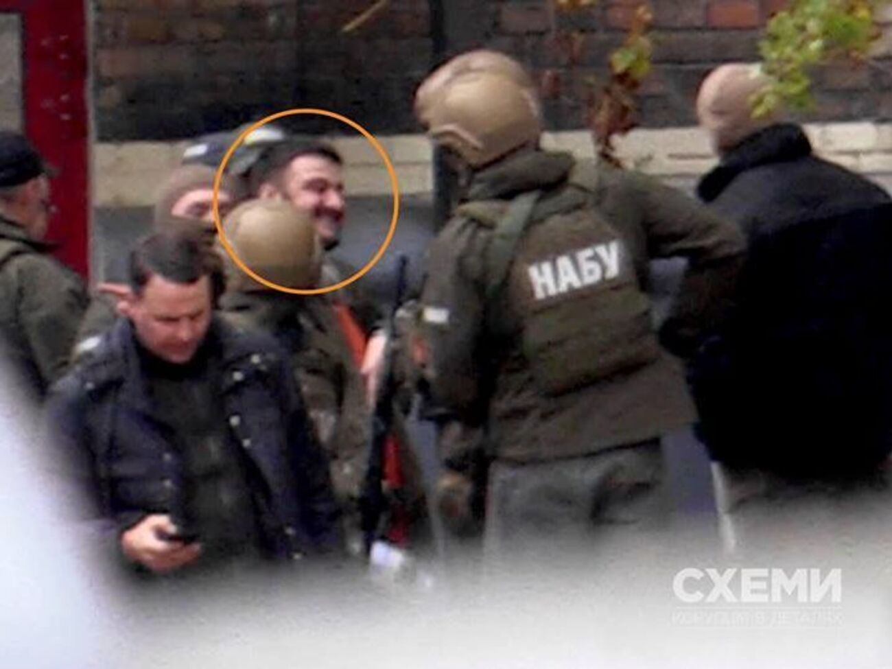 Авакова привезли в НАБУ