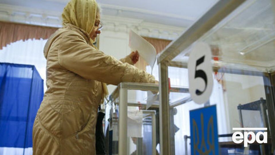 В Україні 29 жовтня пройшли місцеві вибори у 201 територіальній громаді