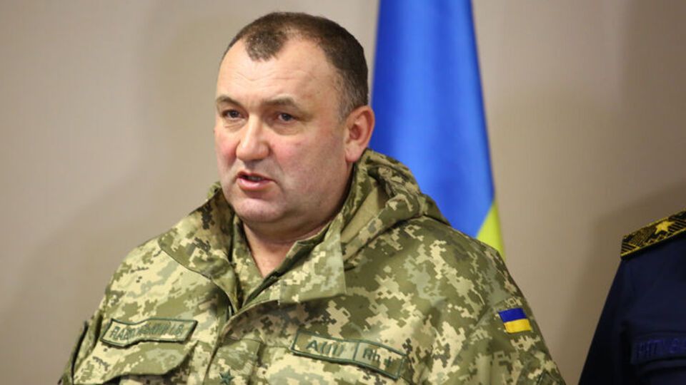 За словами Павловського, розосередження боєприпасів триває