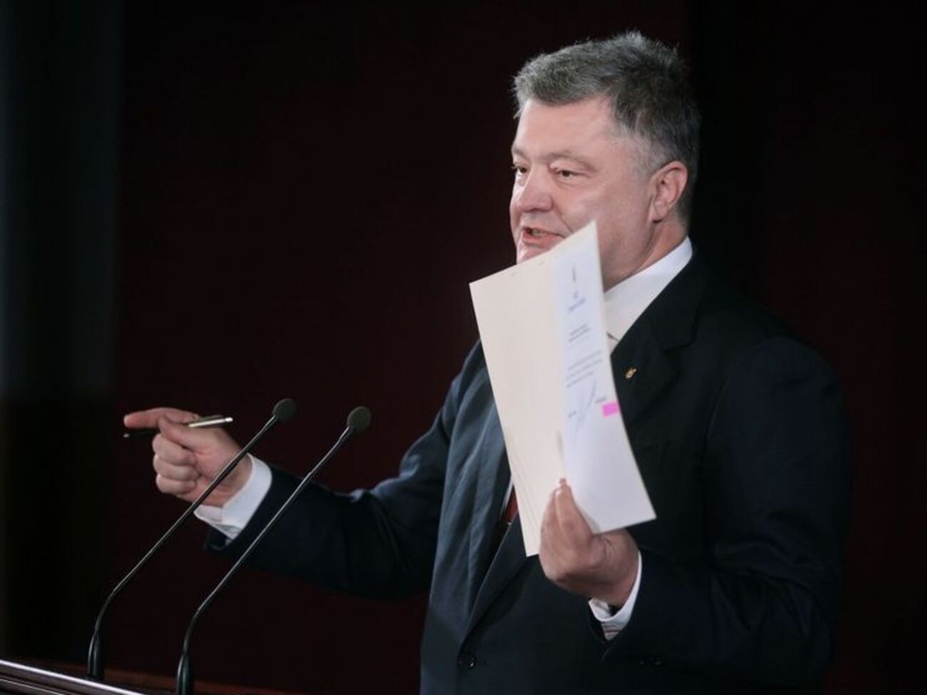 Порошенко получил процентный доход от вкладов в МИБ на сумму 959 тыс. грн