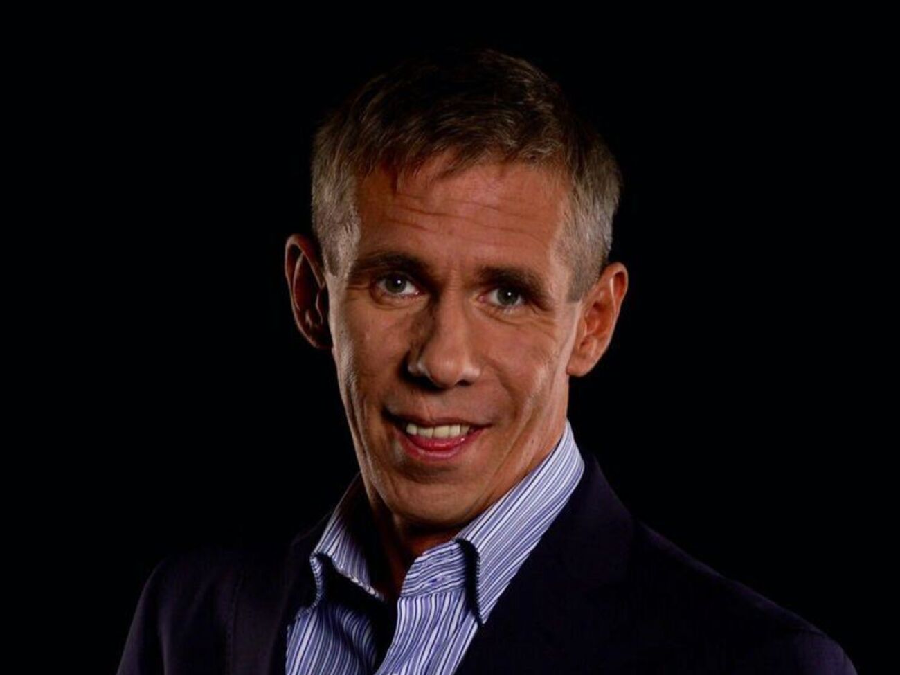 Панин:&nbsp;iPhone 8 разлагает российскую молодежь