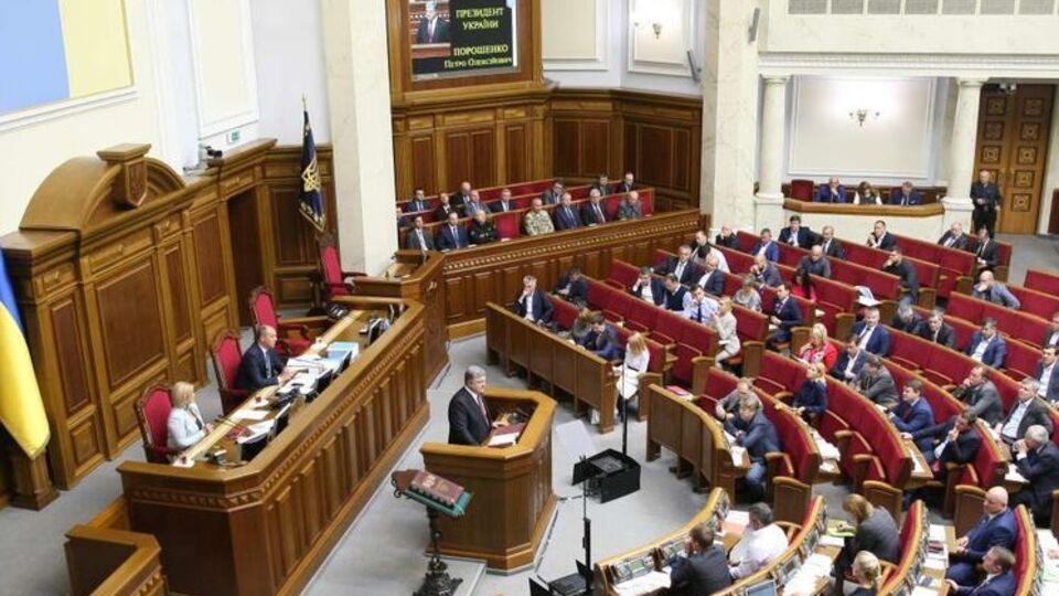 Порошенко 4 октября предложил Раде продлить срок действия закона об особом статусе Донбасса