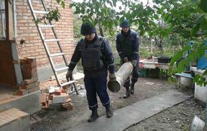 В ГСЧС сообщили, что на территории складов боеприпасы уже не взрываются