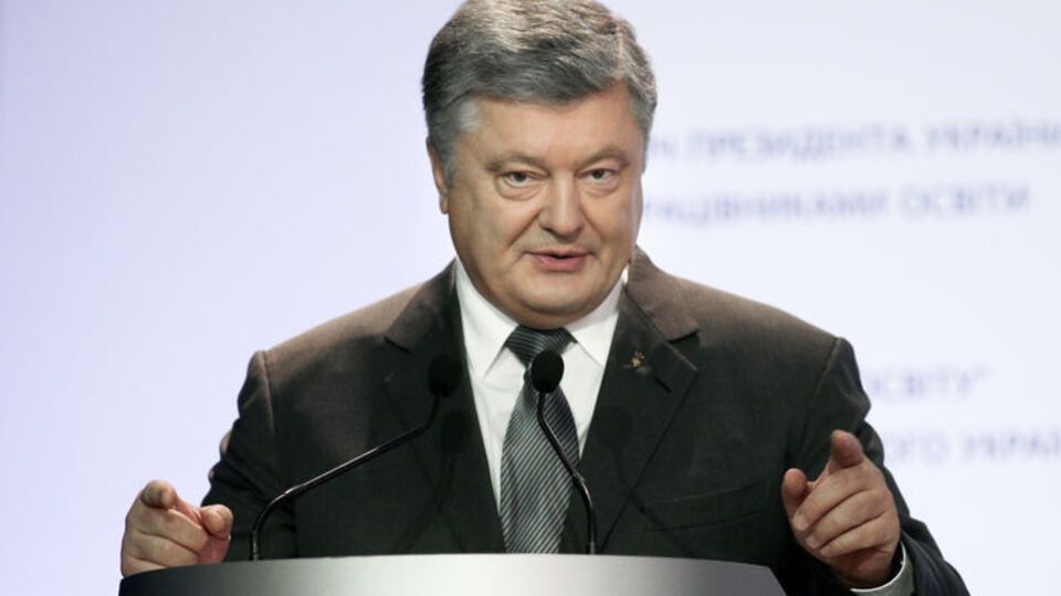 Парламентский комитет рассмотрит доработанные предложения Порошенко