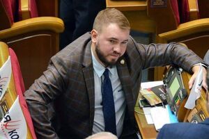 Лозового впіймали на кнопкодавстві