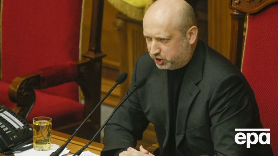 Турчинов заявив, що ніхто не збирається легалізовувати Мінських угод