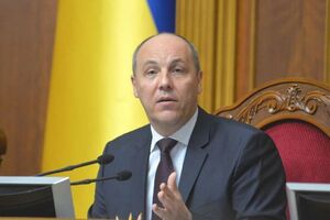 Парубий: Трибуна Верховной Рады остается заблокированной. Это недопустимая ситуация