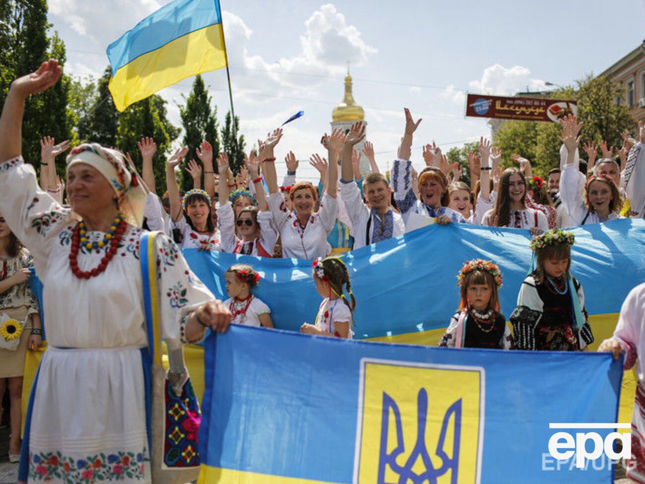 До 2015 року кількість прихильників ідеї визнання ОУН-УПА учасниками боротьби за незалежність України&nbsp;становила 41%, а противників &ndash; 38%