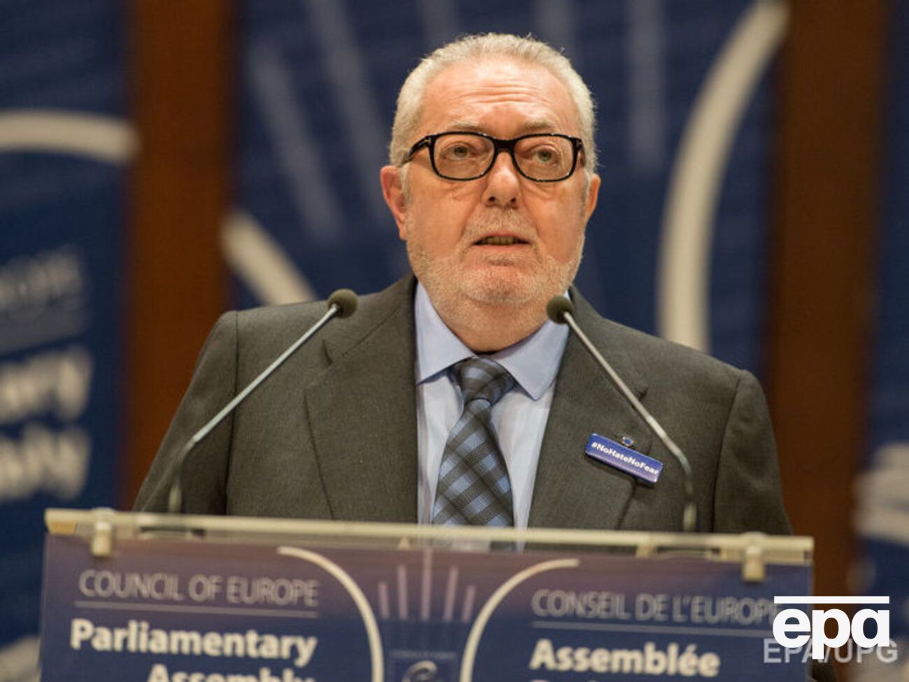 ПАСЕ должна была рассмотреть вопрос отставки Аграмунта на октябрьской сессии