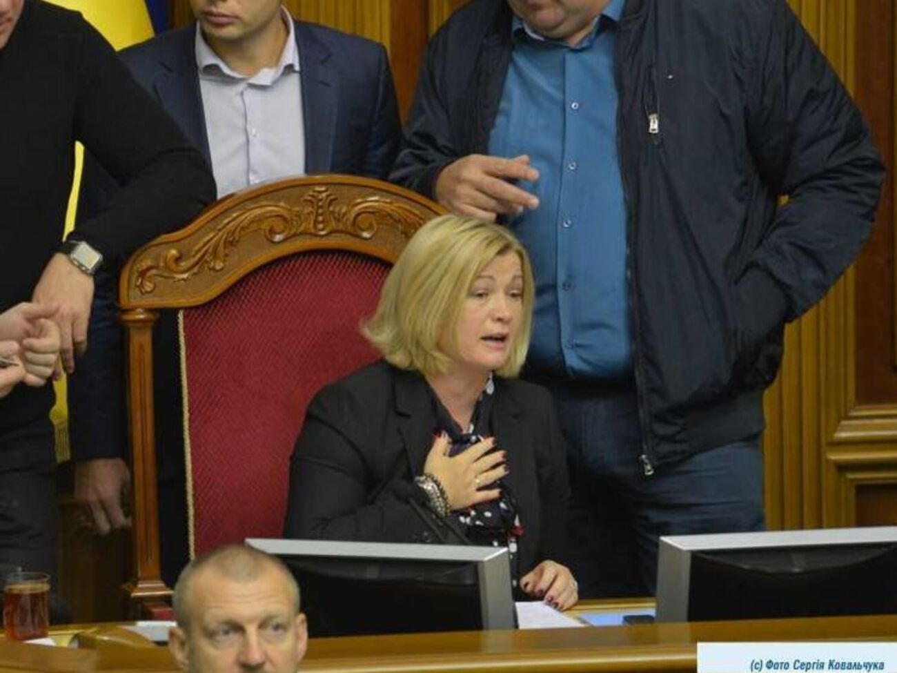 Геращенко: Підпал димової шашки загрожував безпеці та здоров'ю присутніх у Раді