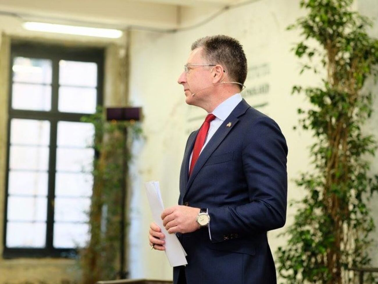 Волкер: Росія занадто далеко зайшла з військовою присутністю в Україні