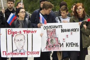 За даними "ОВД-Инфо", загалом у 22 містах Росії затримано 104 людини на акціях на підтримку Навального