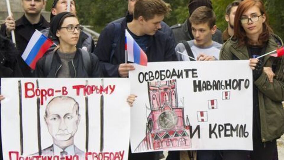 За даними "ОВД-Инфо", загалом у 22 містах Росії затримано 104 людини на акціях на підтримку Навального