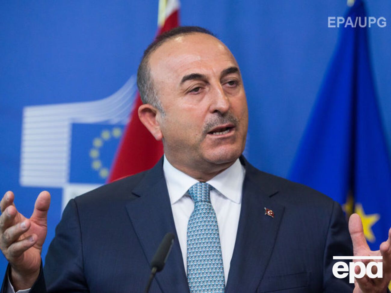 Чавушоглу: Правительство ФРГ должно научиться уважать Турцию