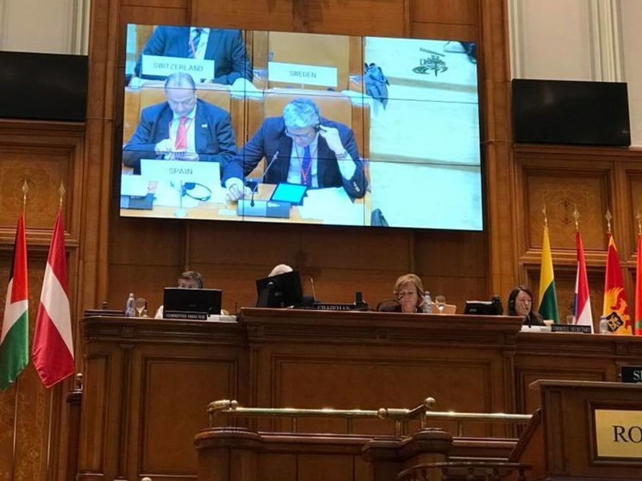 Фріз стверджує, що іспанці пов'язали референдум із Росією