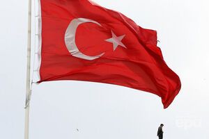 8 октября посольство США в Турции приостановило выдачу всех неиммиграционных виз в стране